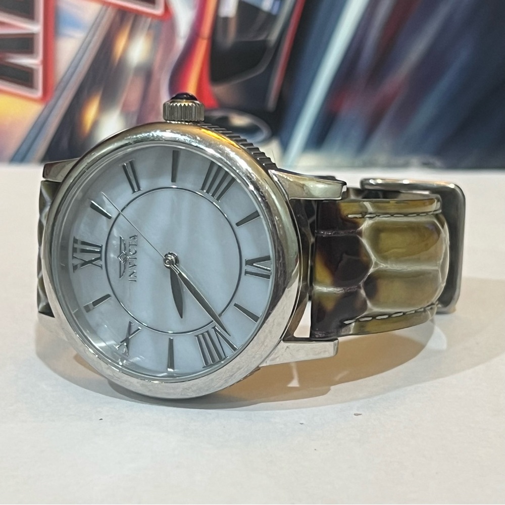Invicta Silver Watch with Textured Brown Strap - Picture 4 of 11